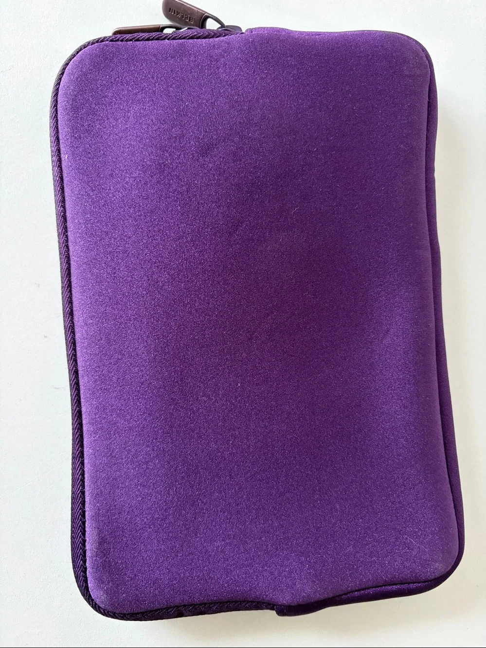 belkin Quilted Purple Tablet Sleeve with Zipper